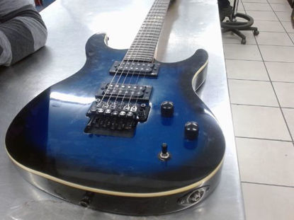 Foto de (sb) Washburn  Floyd Rose - Publicado el: 16 Nov 2023
