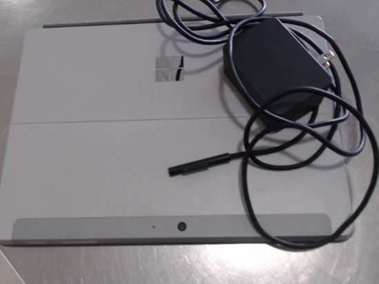 Foto de (sm) Microsoft Surface Go 2 - Publicado el: 21 Feb 2025