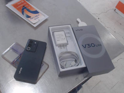 Foto de (sm) Vivo  V30 Lite - Publicado el: 23 Abr 2025