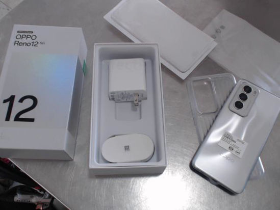 Foto de (sm) Oppo Reno 12 5g - Publicado el: 27 Abr 2025
