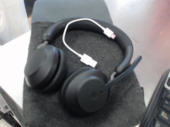 Foto de (sb) Jabra  Evolve2 65 Uc - Publicado el: 16 Abr 2025