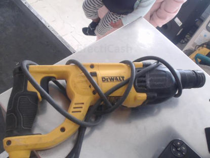 Foto de (sm) Dewalt D25260 B3 - Publicado el: 29 Mar 2025