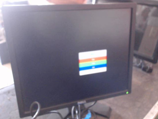 Foto de (sm) Dell  Monitor - Publicado el: 06 Abr 2025
