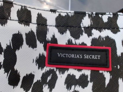 Foto de (sf) Victoria Secret Mano - Publicado el: 23 Abr 2025