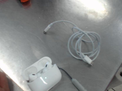 Foto de (sb) Apple Airpods  Pro 2 - Publicado el: 09 May 2025
