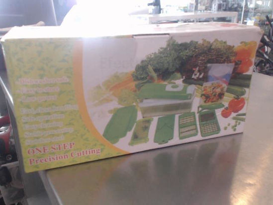 Foto de (sf) Nicer Dicer Plus 670 - Publicado el: 16 May 2025