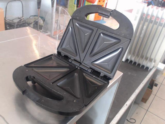 Foto de (sf) Sandwichera  Sc2019 - Publicado el: 16 May 2025