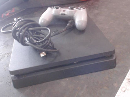 Foto de (sm) Sony  Ps4 Slim - Publicado el: 09 Jun 2025