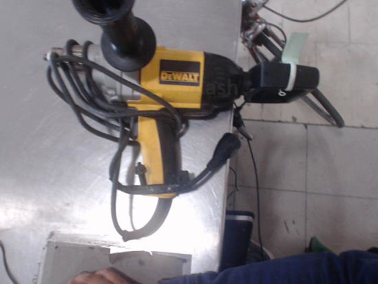 Foto de (sm) Dewalt   Dw130v-B3 - Publicado el: 09 Jul 2025