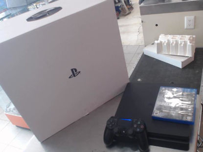Foto de (sm) Sony Playstation 4 - Publicado el: 07 Abr 2025