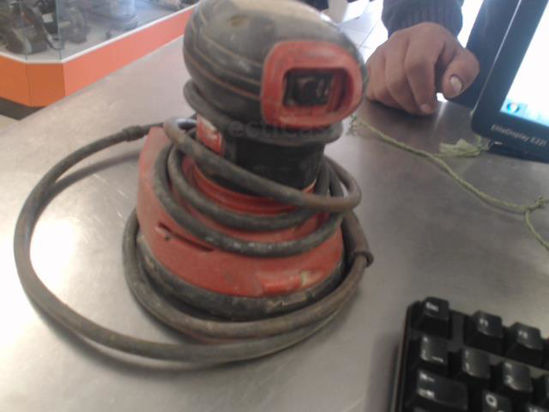 Foto de (sb) Milwaukee Random Orbit Sander - Publicado el: 31 Mar 2025